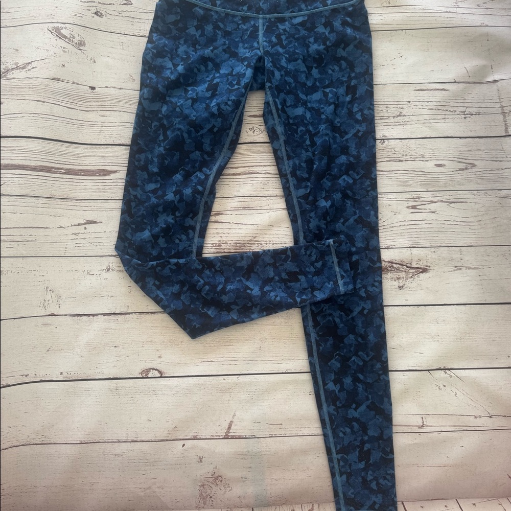 Lululemon blue camo leggings